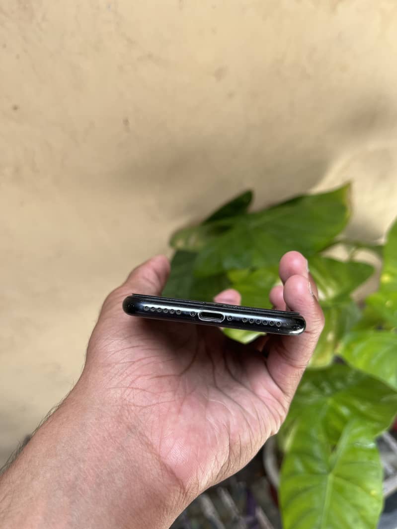 iPhone SE 2