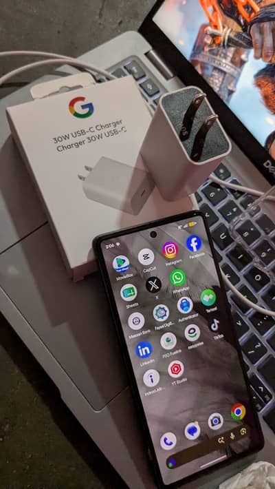 Google Pixel 7 (256GB) 10/10 • Official PTA Approved • 10/10