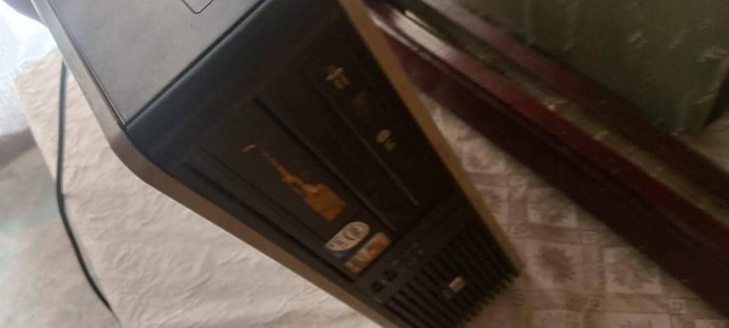 computer 4