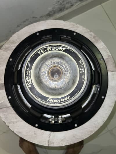 Pioneer subwoofer