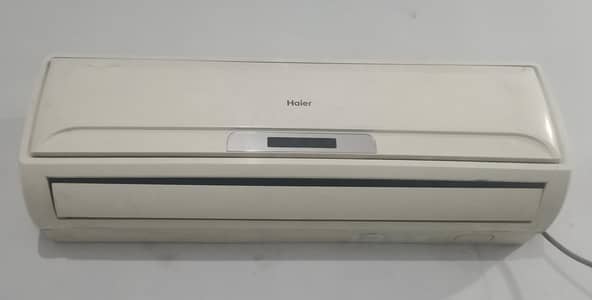 Haier split 1 ton ac good condition 03006003618