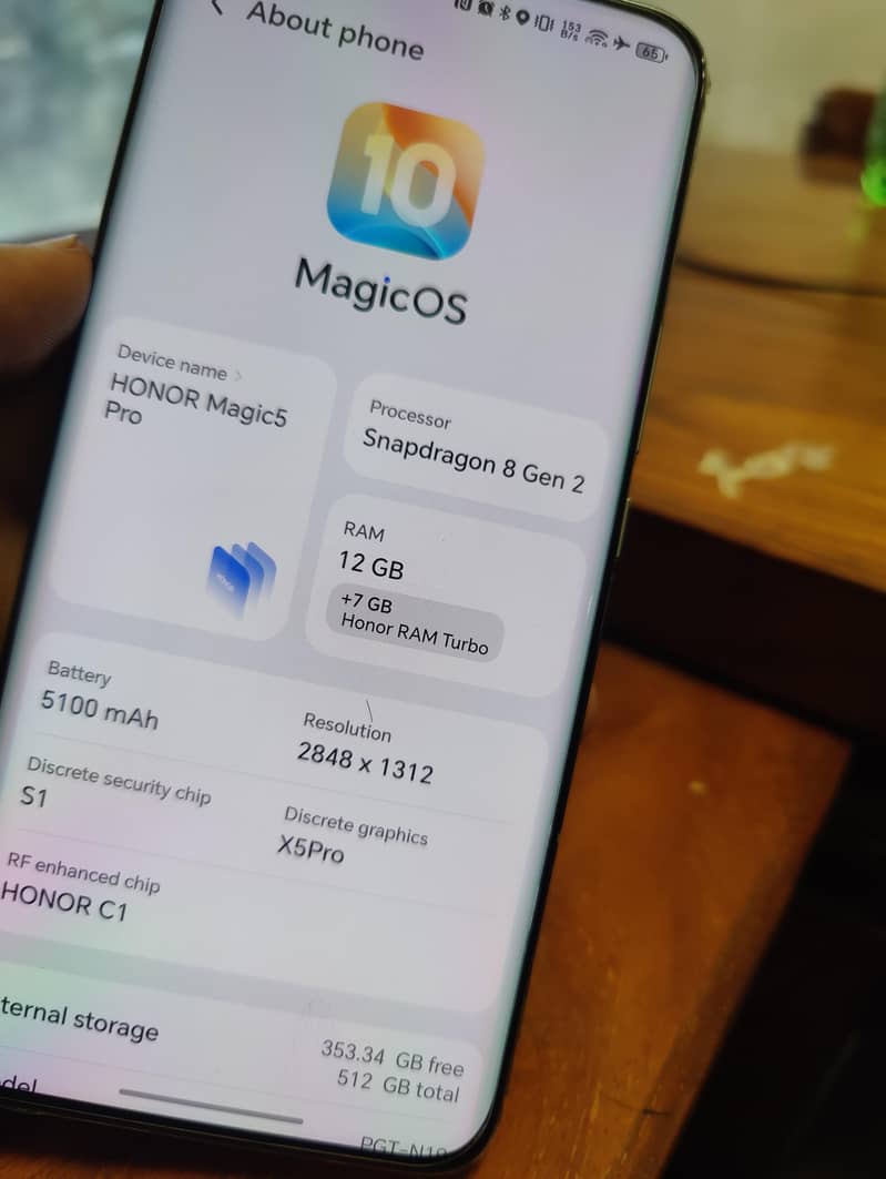 Honor Magic 5 Pro 3