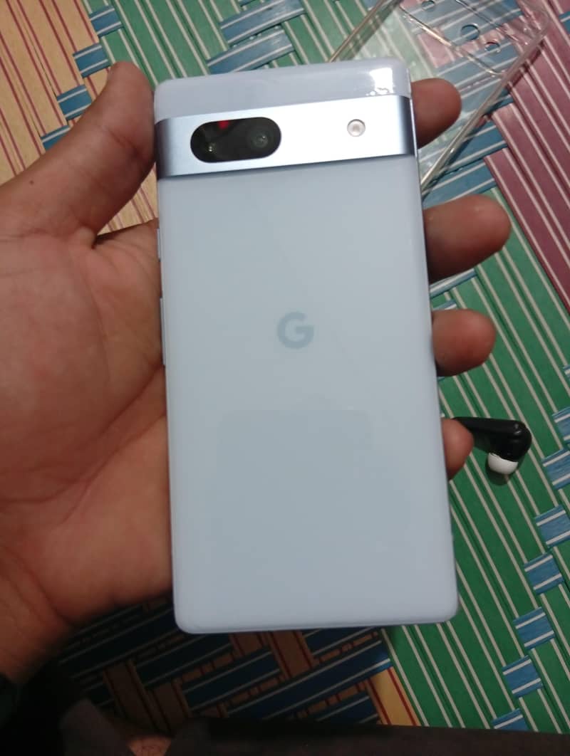 Google Pixel 7a 1