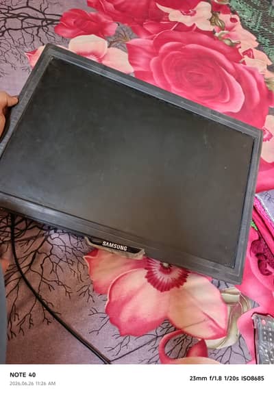 LCD 22 inches  03435266541 cl wtsapp