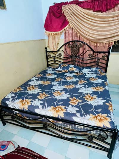 king bed