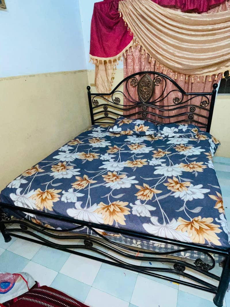 king bed 2