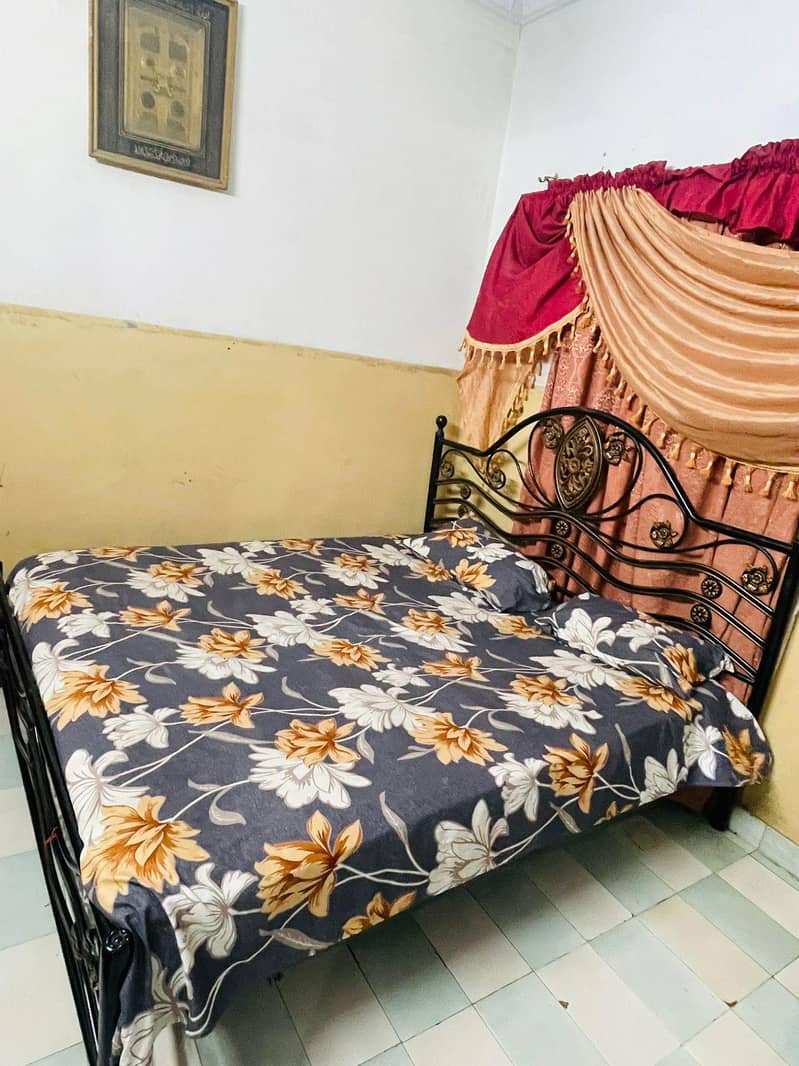 king bed 3