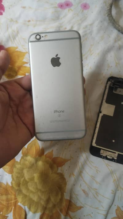 Apple iPhone 6S
