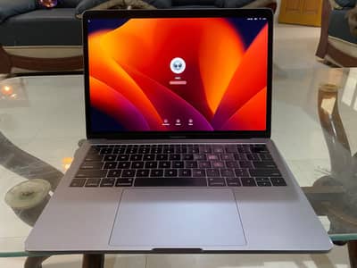 MacBook Pro 2017 urgent sale