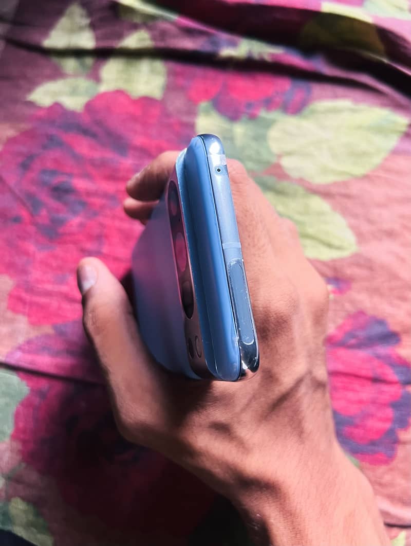 Google Pixel 8 Pro 4