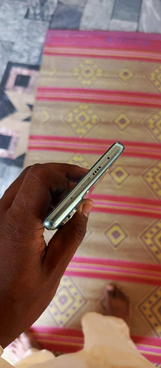 Tecno CAMON 40 4