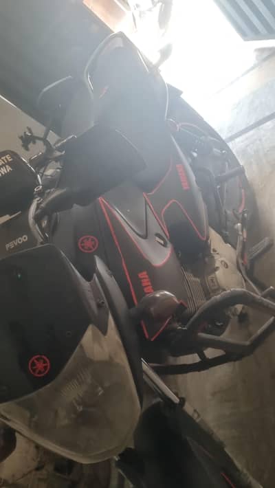 YBR 125 (Japanese) 2015-16 Sale | Exchange