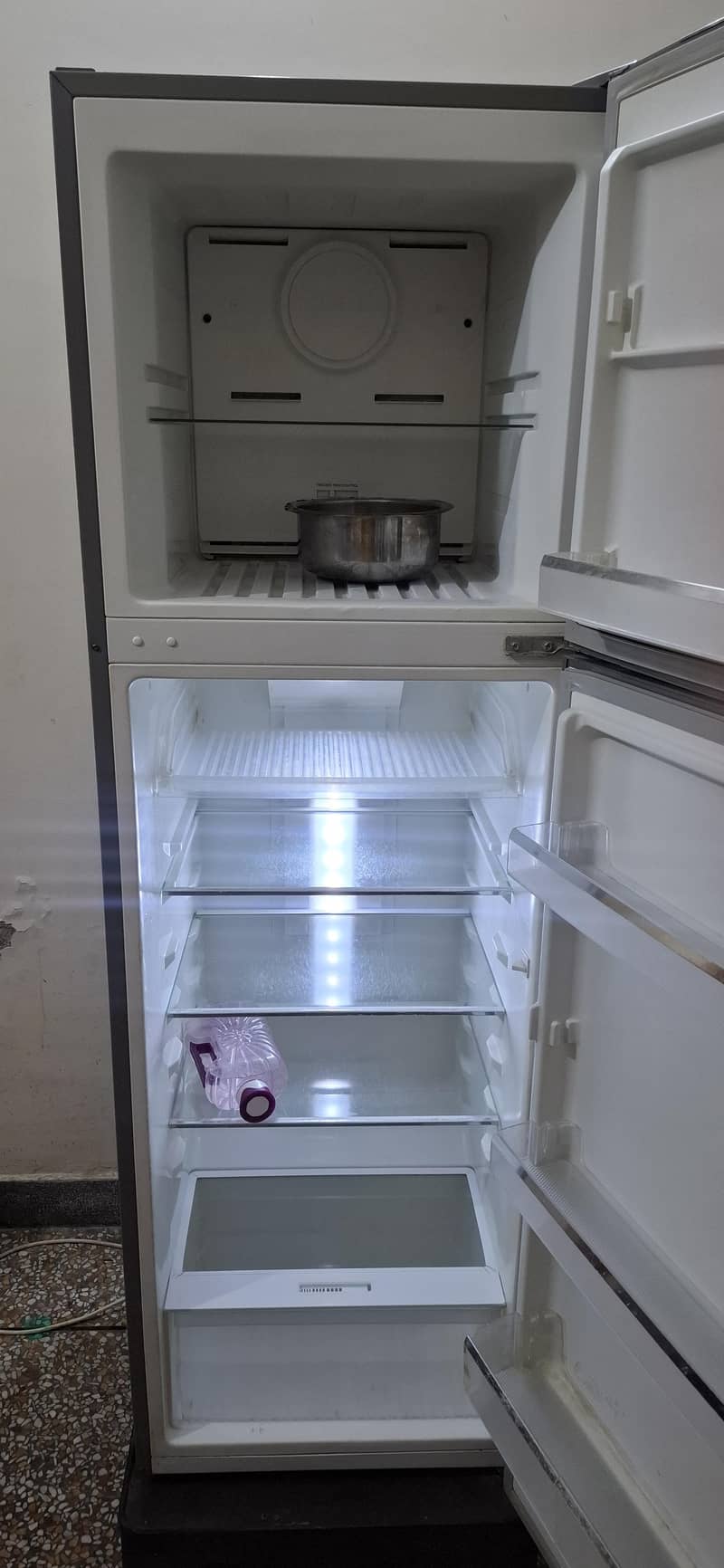 geepas refigerator 1