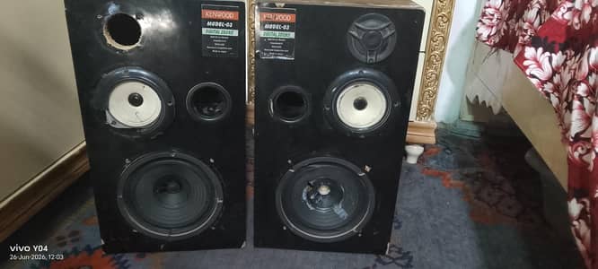 Kenwood 8 inch wooden speaker box for sale 4k