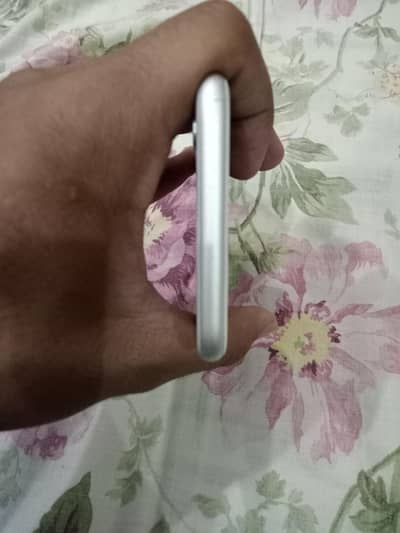 Apple iPhone 6S