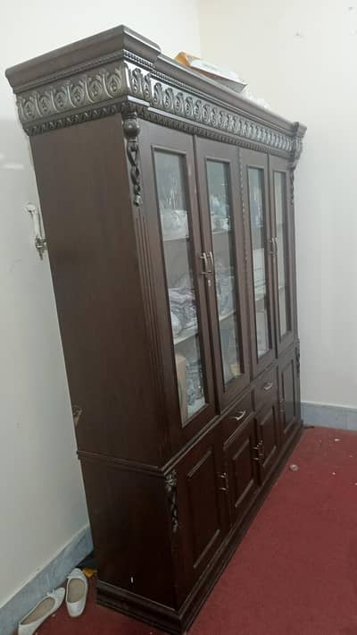 Excellent condition wooden showcase (Barton wali almari)