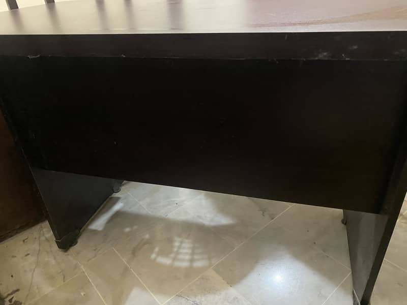 Office table 4