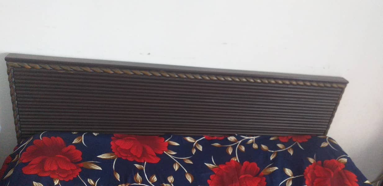 Single Bed 0