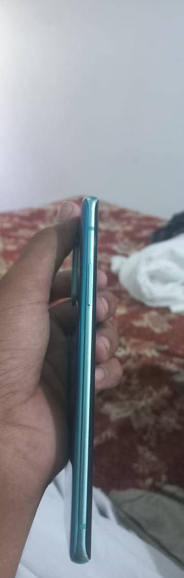 One Plus 8 6
