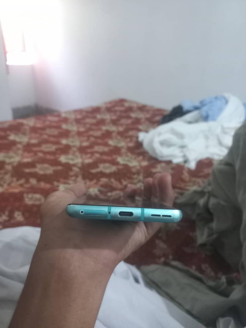 One Plus 8 14