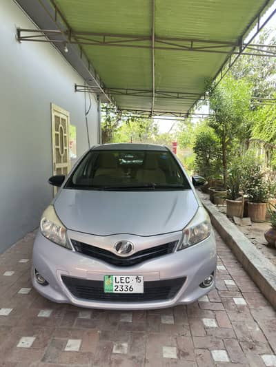 Toyota Vitz 2012