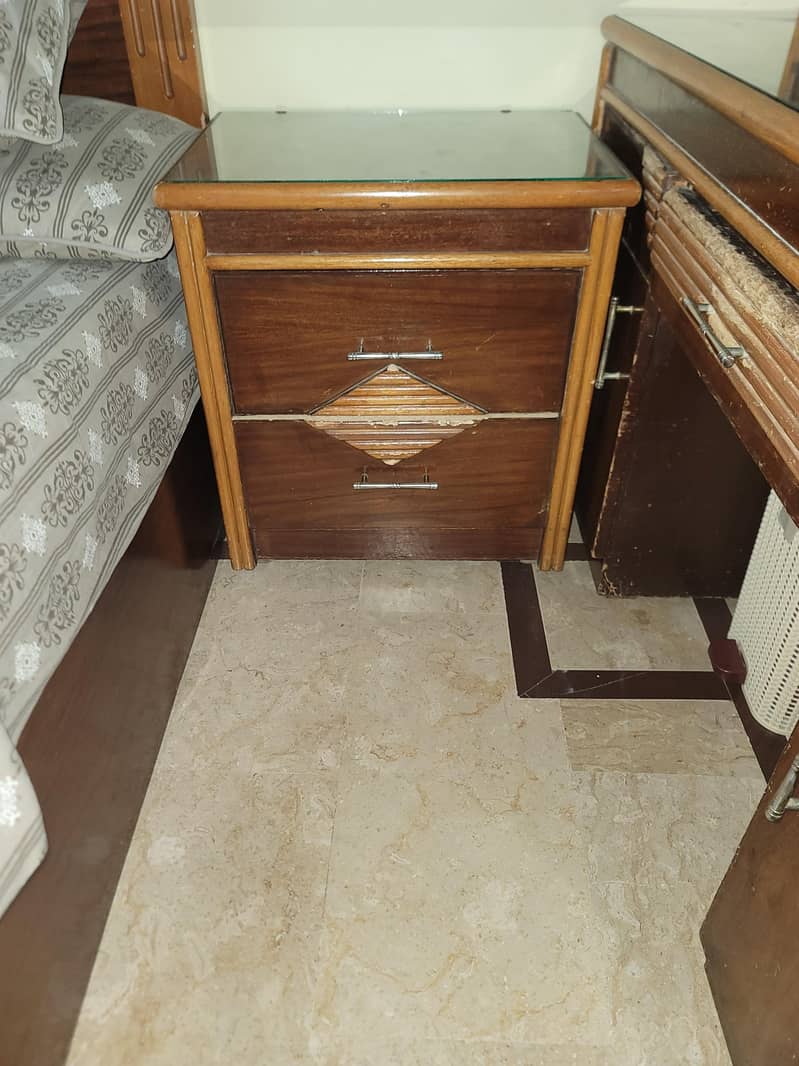 Bed Room Set 1
