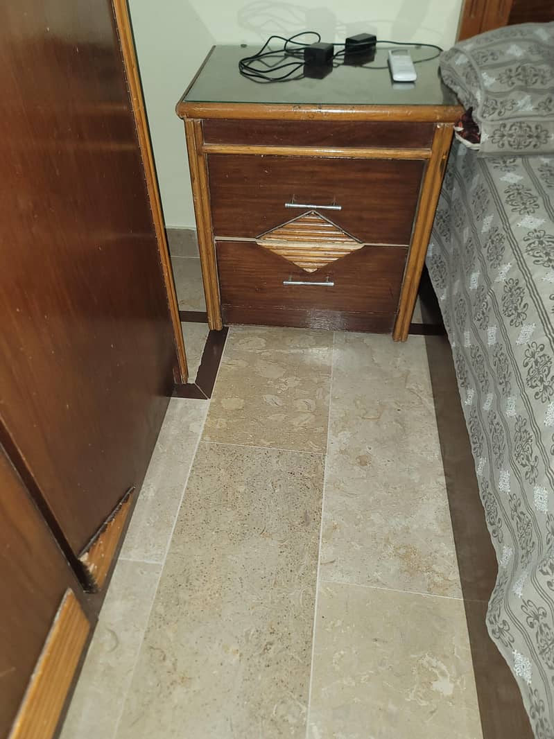 Bed Room Set 2