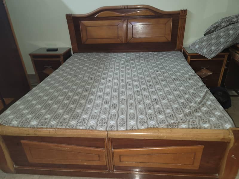 Bed Room Set 4