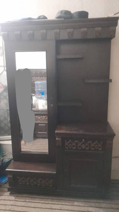 Almari for sale