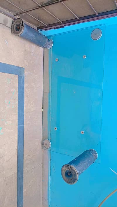 6mm glass table ( 1.5 * 4 )