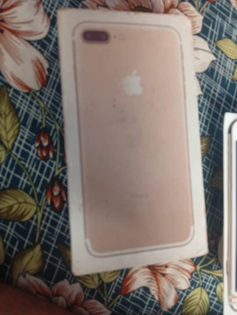 Apple iPhone 8 1