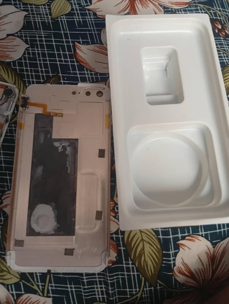 Apple iPhone 8 3