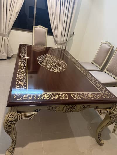 Luxury dinning table