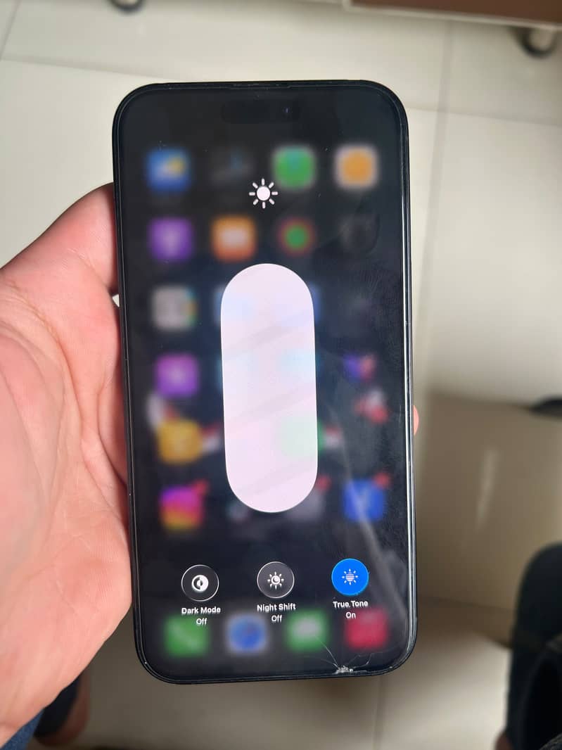 Apple iPhone 16 Plus 3