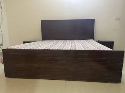 King size bed with master molty flex foam mattress