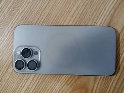 Iphone 15 pro max Natural Titanium , 9.5/10, official with box, 85% bh