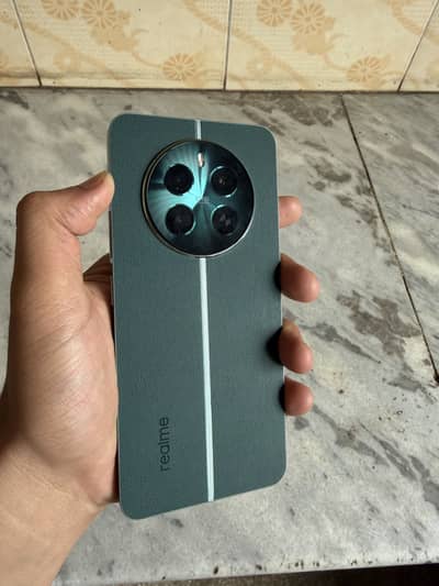 Realme 12 plus 12/256 5g phone