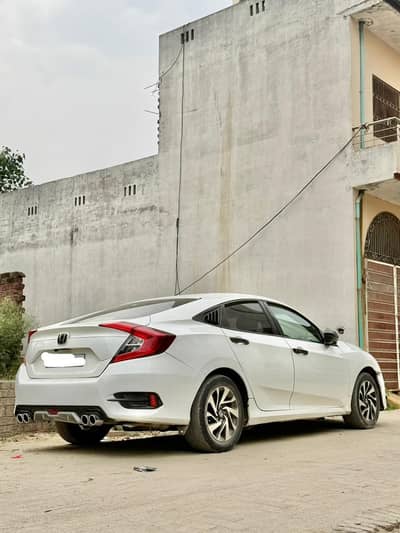 Honda Civic Oriel 2017