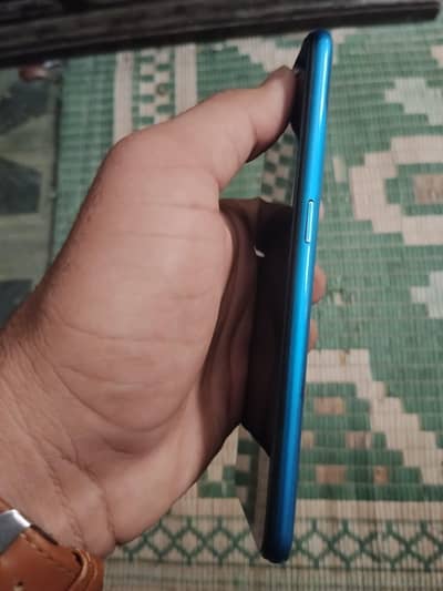 OPPO A12