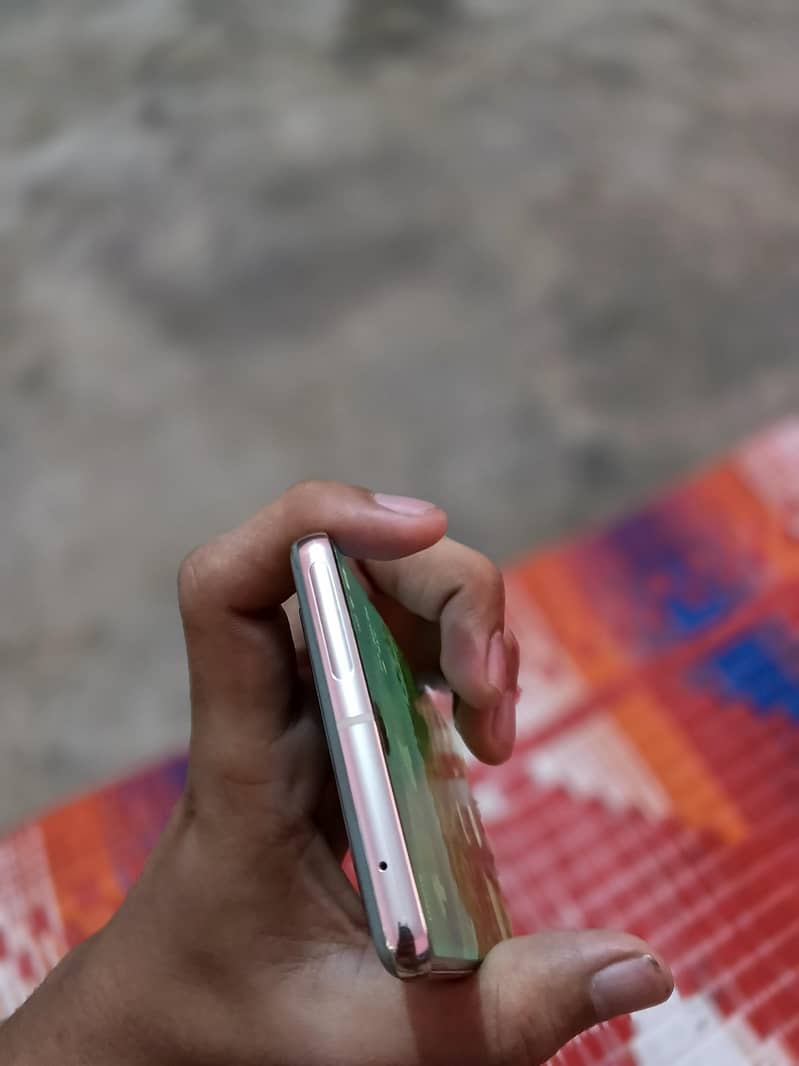 Google Pixel 7 Pro 6
