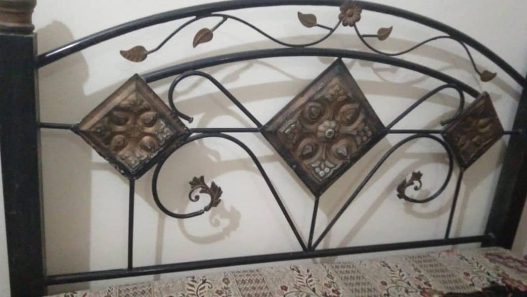 Iron bed 2