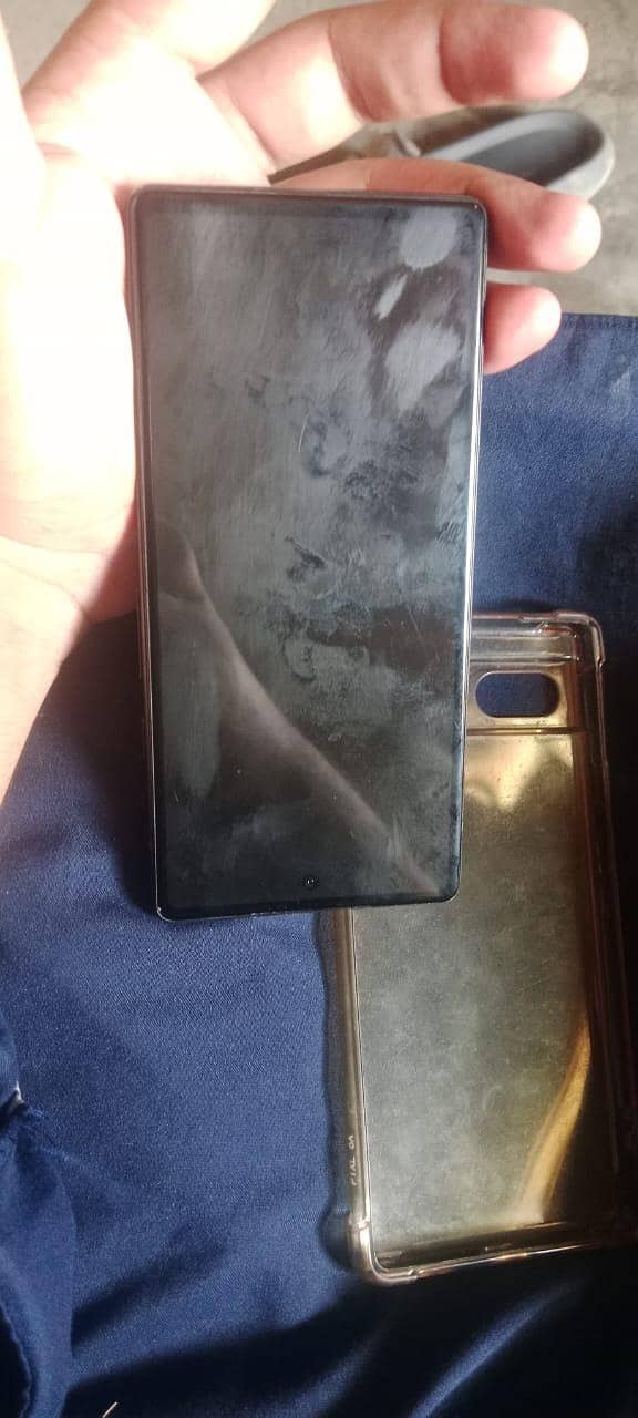 Google Pixel 6a 1