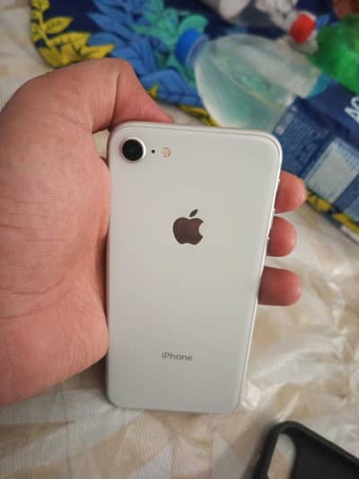 Apple iPhone 8