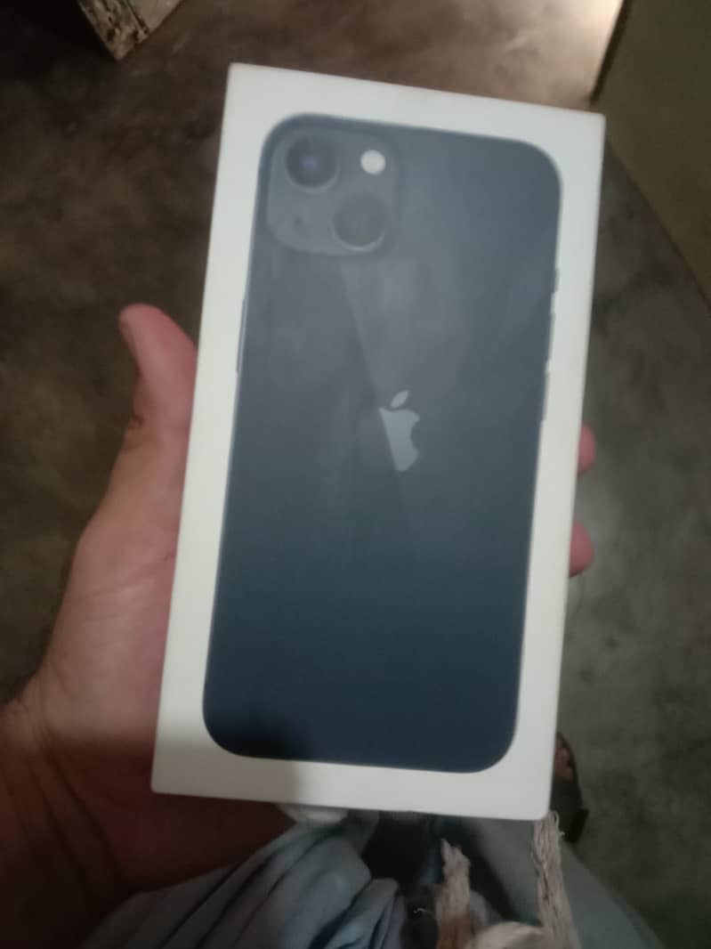 Apple iPhone 13 3