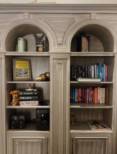 Solid Bookshelf / Display Cabinet