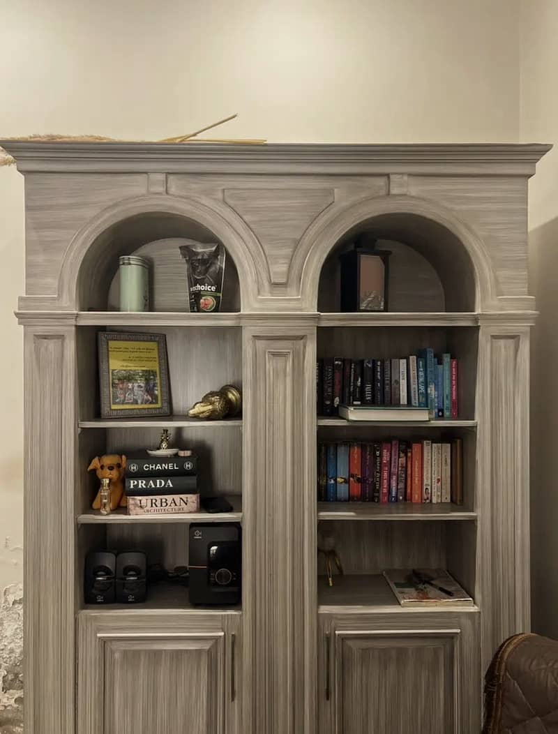 Bookshelf / Display Cabinet 2