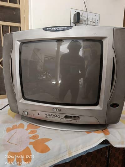 Lg TV 14 inches in good condition