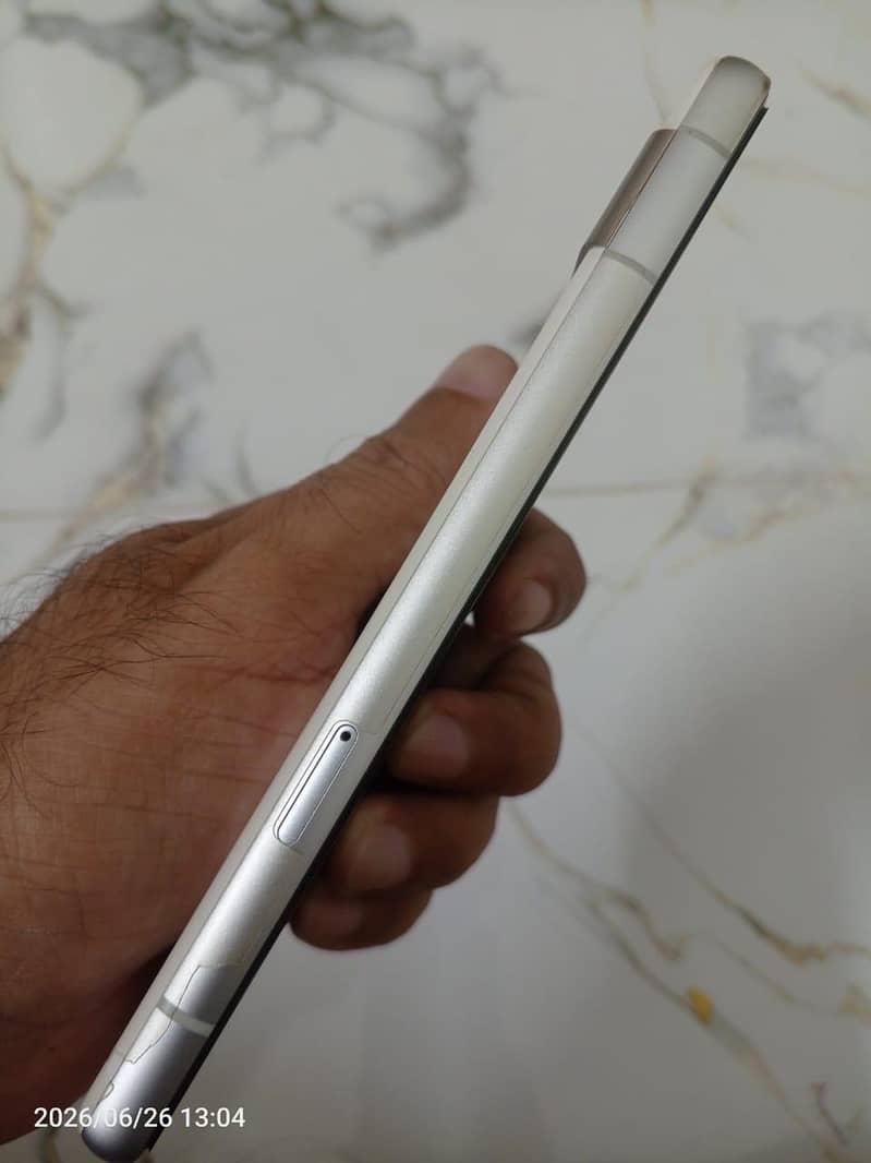 Google Pixel 7a 1
