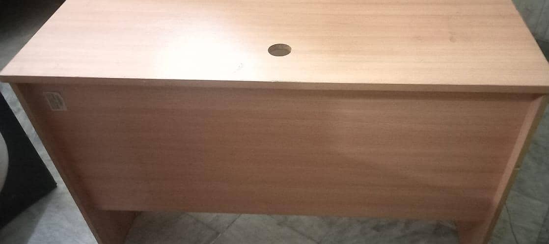 Table & Chair 5