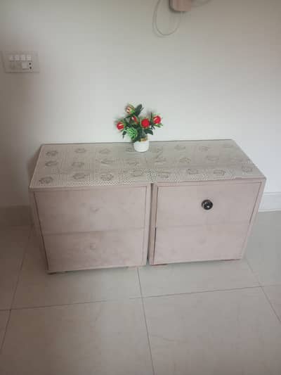 lato or side table cheanel change ho gay shesh b ha